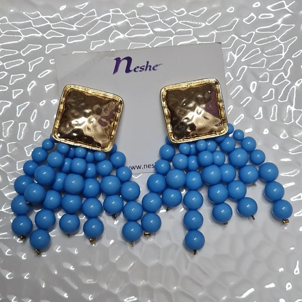 Beaded earrings. - Picture 3 of 5